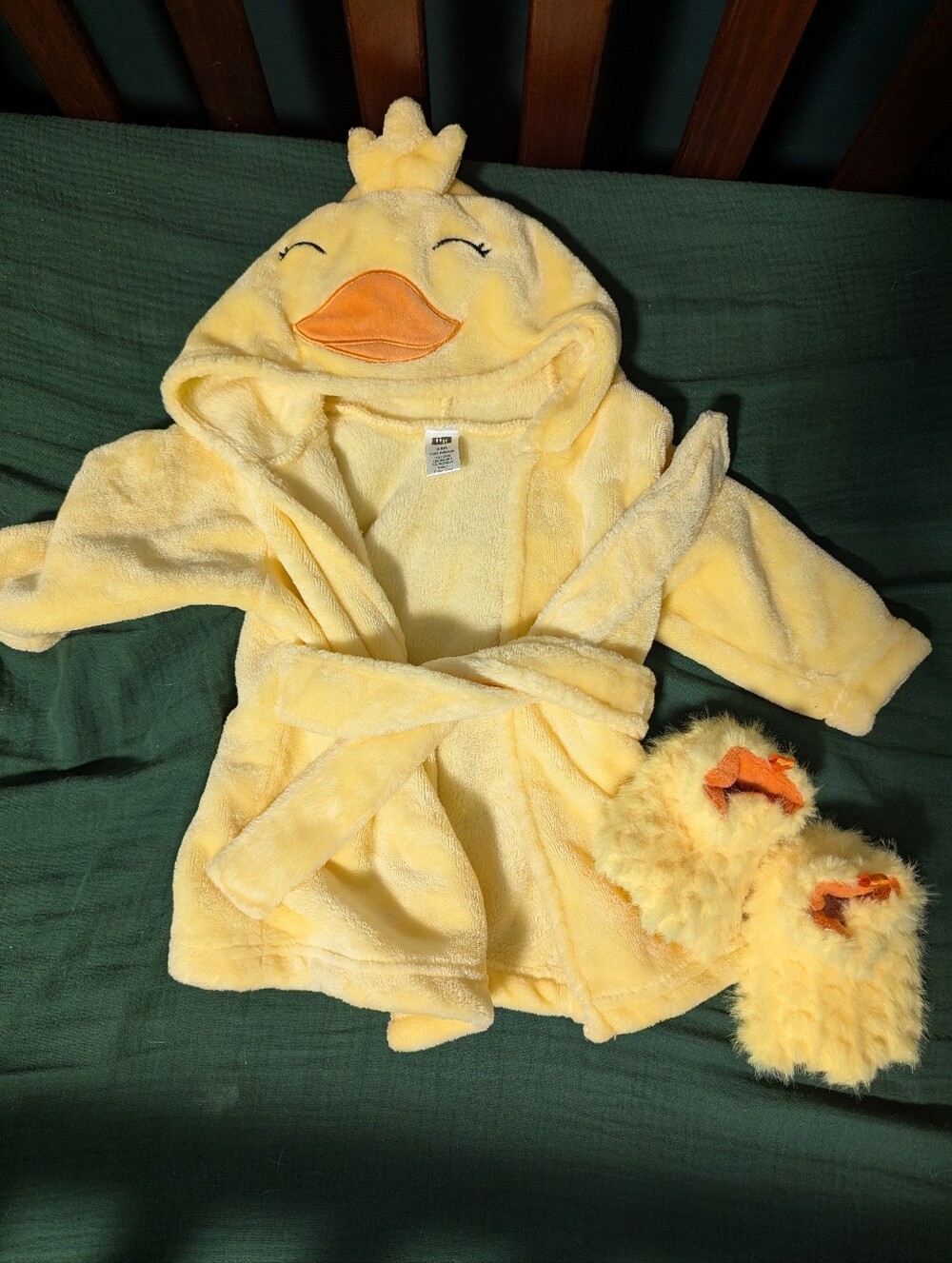 Yellow Duck Robe And Slippers 0-9